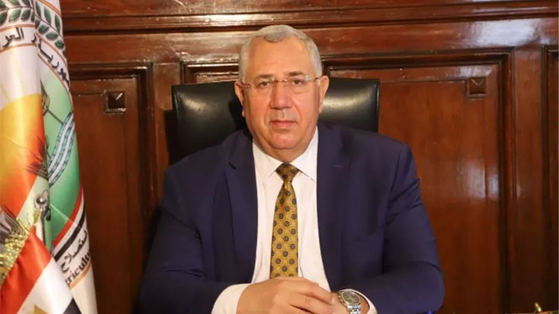 وزير الزراعة تسهيل إجراءات تصدير البطاطس وتشغيل معامل العفن البني 24 ساعه طوال ايام الاسبوع