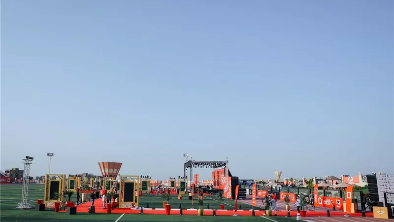 تجهيزات مكثفة قبل افتتاح أهلي الأقصر