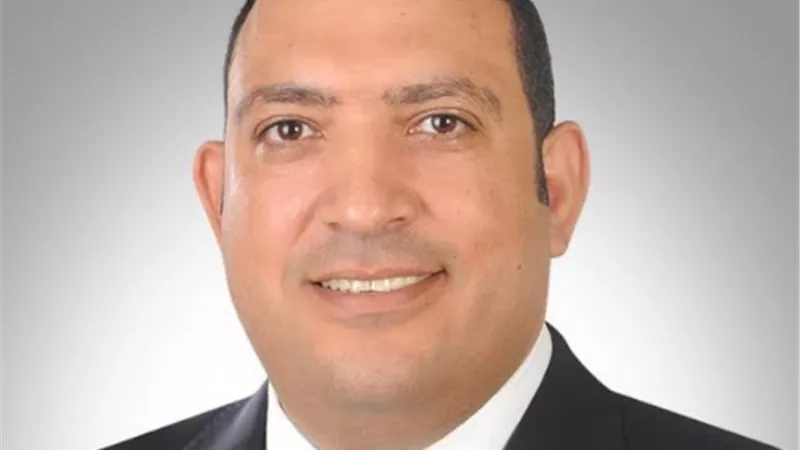 محمد رشاد عثمان الدفاع عن الأوطان ليس هينًا