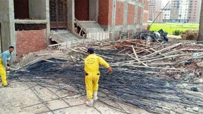 التحفظ على ٦ أطنان حديد وخشب ووقف أعمال بناء بدون ترخيص بغشام الزقازيق