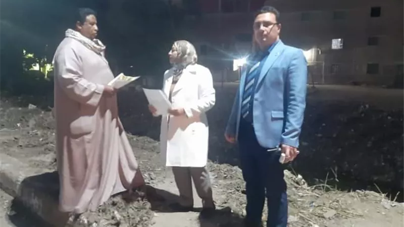 رفع 900 طن مخلفات من مخر السيل بالمعصرة