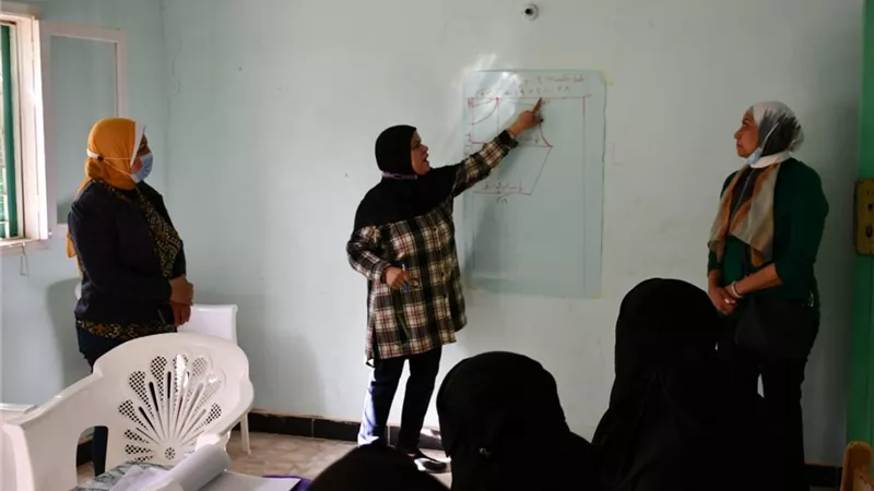 الشباب والرياضة تقيم معارض للمنتجات الحرفية لأبناء الواحات البحرية