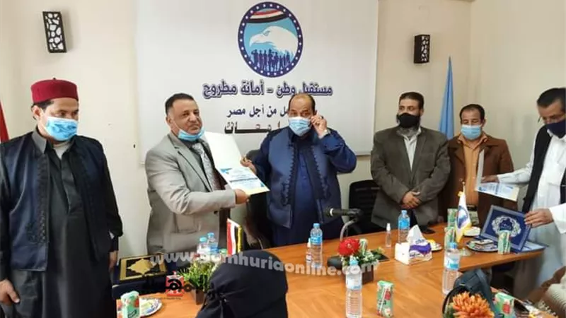 مستقبل وطن مطروح يكرم معلمي محو الأمية بالمحافظة