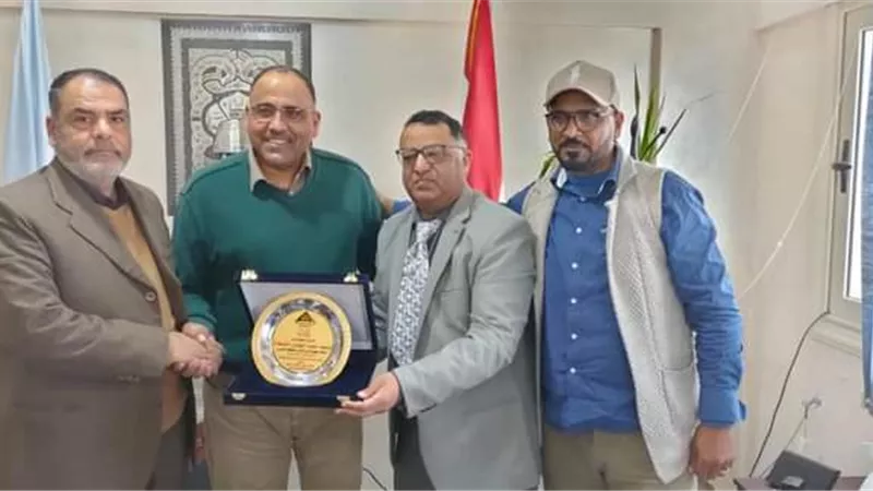 محو الامية بمطروح تكرم المتميزين بمركز العلمين