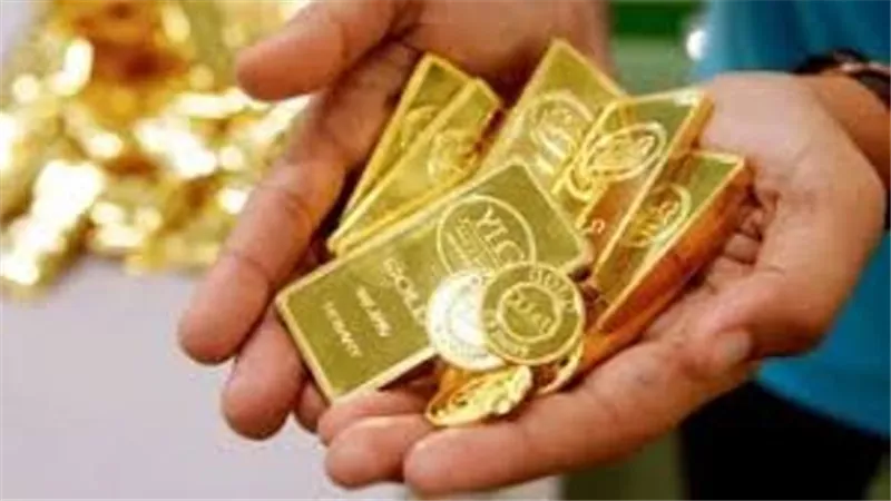 الذهب يتخلى عن مكاسبه نتيجة ارتفاع عائدات السندات الأمريكية