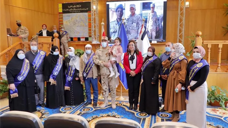 تكريم أسر الشهداء بدمياط