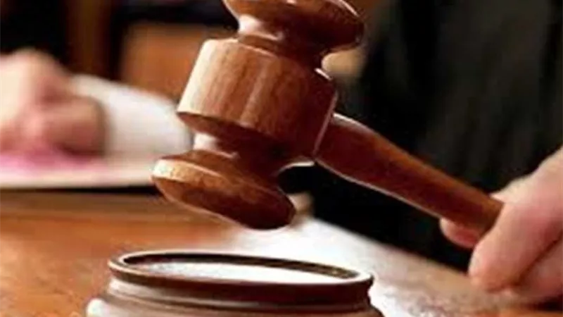احالة ٣ متهمين للجنايات لمحاكمة عاجلة .. استعرضوا القوة ضد امرأة وآخر بالسلام