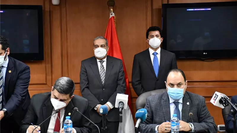 وزير الرياضة يشهد توقيع بروتوكول مبادرة 