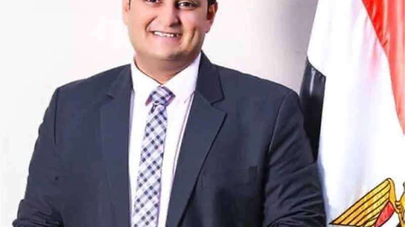 زكريا: قرارات الرئيس السيسى بزيادة الرواتب تاريخيه وتأكيد على اهتمامه بالمواطنين