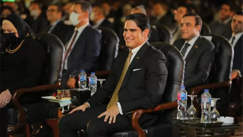 أبو هشيمه يوزع مليونى جنيه جوائز مسابقة المشروعات الناشئة