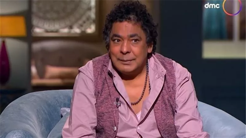 محمد منير : التحقت بالجيش بعد الجامعة.. واخويا الكبير كان واقف جنبى