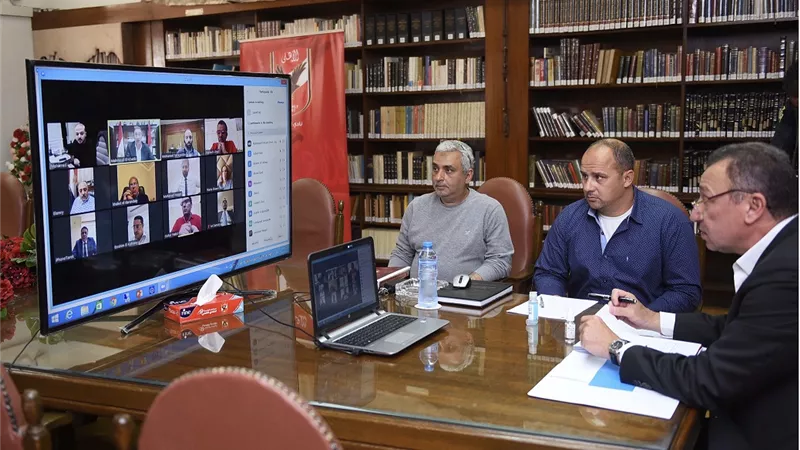 مفاجأة.. مسئول كبير بالنادى الأهلى يتقدم بإستقالته