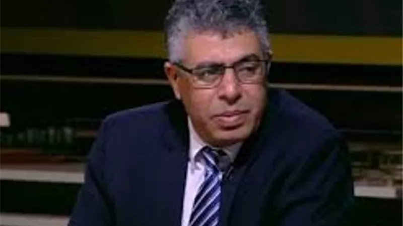 عماد الدين حسين يعلن تفاصيل إصابته وأسرته بكورونا