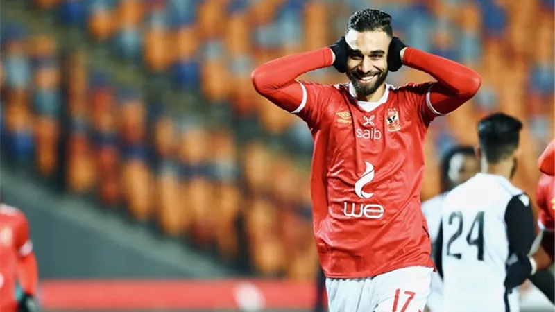 الجهاز الطبي للأهلي يعلن آخر تطورات إصابة السولية وطاهر محمد طاهر وإمكانية المشاركة بمران الفريق