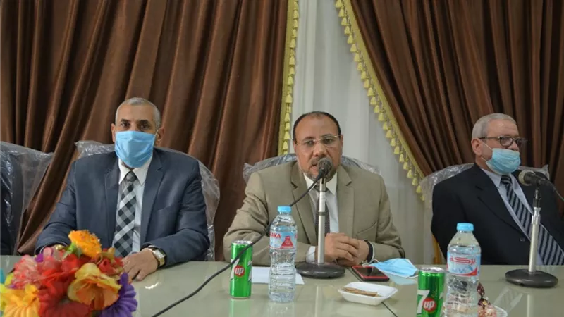 كلية البنات الإسلامية بازهر أسيوط تكرم العاملين الذين أنهوا خدمتهم بالكلية