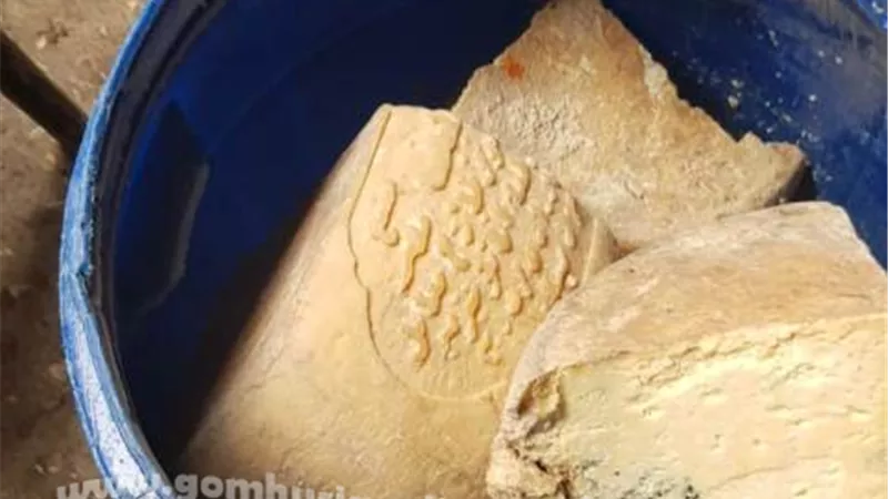 اعدام ٤٠ كجم جبن رومى تالف و١٧٠ كيلو حلويات متنوعه منتهيه الصلاحيه وغير صالحه للاستهلاك الادمى