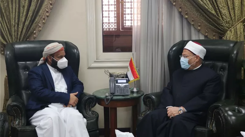 مفتي الجمهورية يستقبل وزير الأوقاف اليمني لبحث تعزيز التعاون الإفتائي بين الدار ووزارة الأوقاف اليمنية
