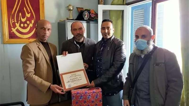 زكي كرم فريق الإشراف على الإمتحانات الألكترونية بمدارس ادارة الحمام بمطروح