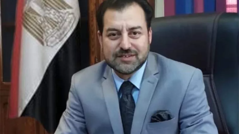 تعيين د.احمد عنانى وكيلا لكلية الطب بالزقازيق