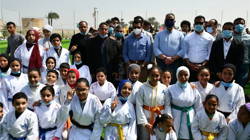 وزير الرياضة يفتتح الملعب القانوني لمركز شباب العدوة بالفيوم بتكلفة ٤مليون جنيه