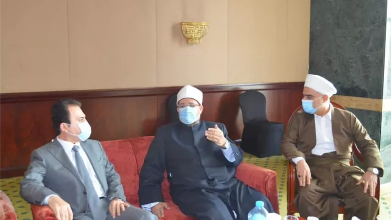 جولة وزير أوقاف كردستان بالقاهرة.. إلتقى 