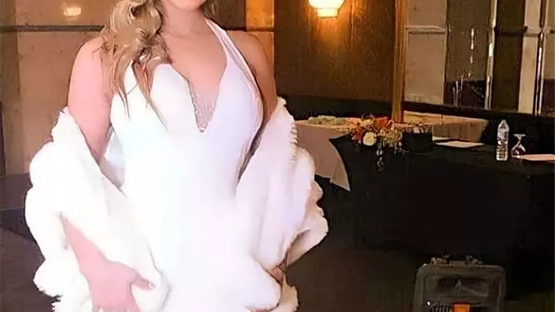 بالأبيض .. إنجى خطاب تبهر متابعيها بلوك جديد عبر إنستجرام