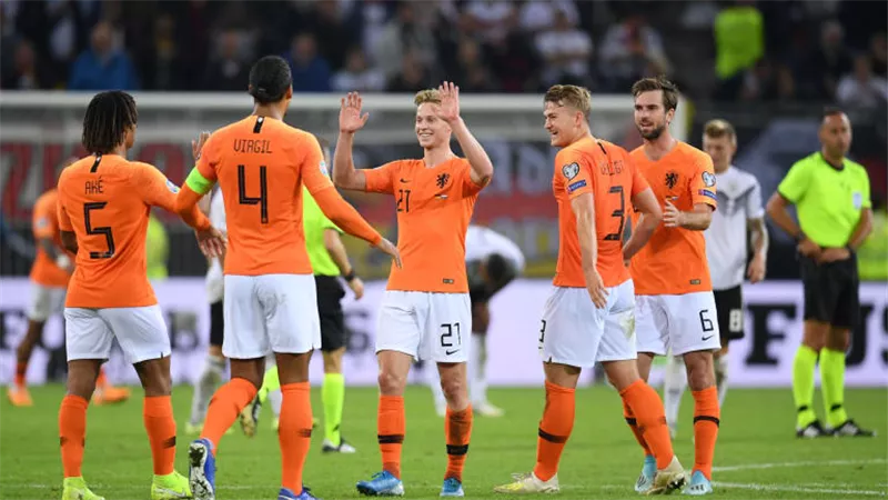 هولندا تسمح بحضور الجماهير في تصفيات مونديال قطر