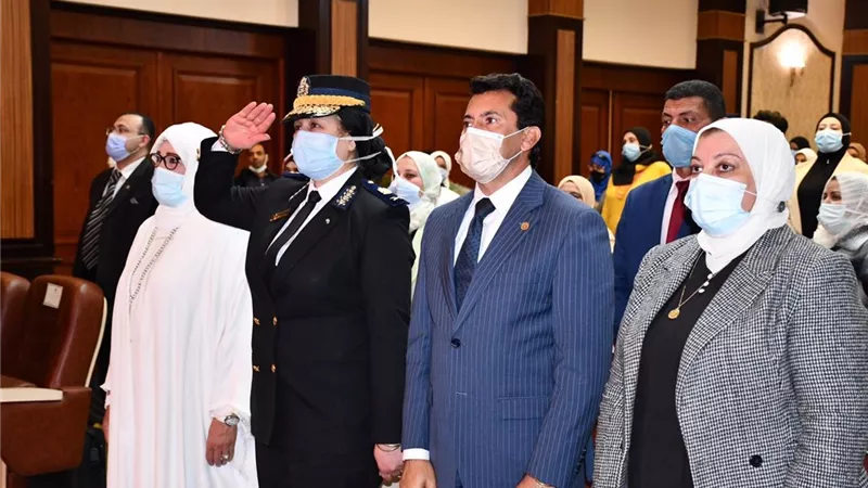 وزير الشباب يشهد لقاءً حوارياً ضمن الاحتفال بيوم المرأة المصرية
