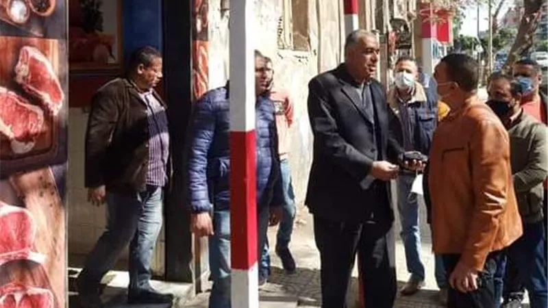 رئيس حي الوايلي يقود حملة موسعة لرفع الإشغالات ومتابعة النظافة والأسعار