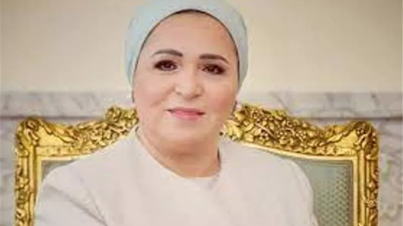 تكريم قرينة الرئيس لسيدات ملهمات.. احتفاء بالمرأة المصرية