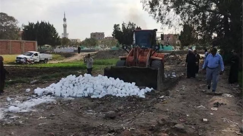إزالة ٧ حالات تعدي على الأراضي الزراعية بمراكز الزقازيق وبلبيس وأبوحماد