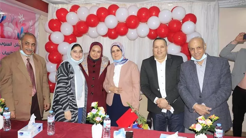 نقابة أطباء الأسنان بكفرالشيخ تحتفل بالام المثالية