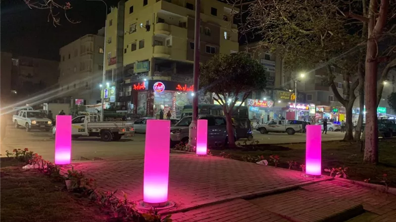 رئيس جهاز مدينة بدر: بدء تنفيذ خطة تركيب إضاءة ديكورية فى الطرق الرئيسية