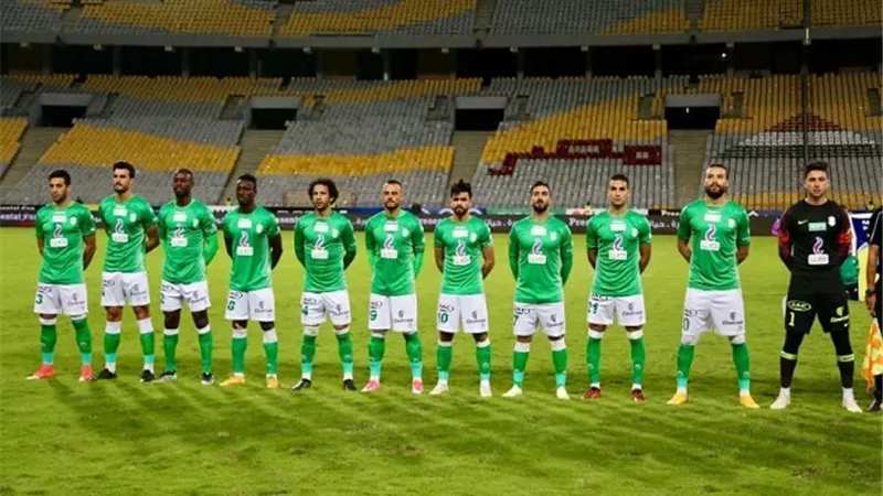 انفراجة في أزمة المستبعدين بالاتحاد السكندري.. عودة رزق للتدريبات