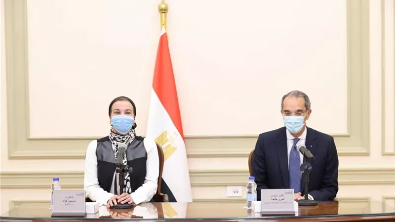 طلعت : التوسع فى انشاء الأبراج الخاصة بشبكات المحمول لتحسين جودة خدمات الاتصالات