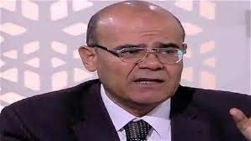 بالفيديو.. استشاري أمراض مناعة يوضح العلاقة بين هرمون 