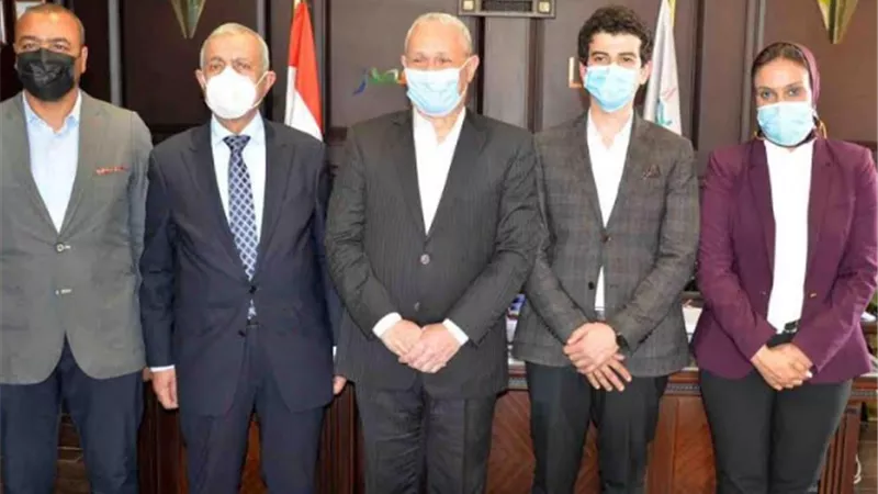 محافظ الأقصر يستقبل رئيس الأكاديمية العربية للعلوم والتكنولوجيا