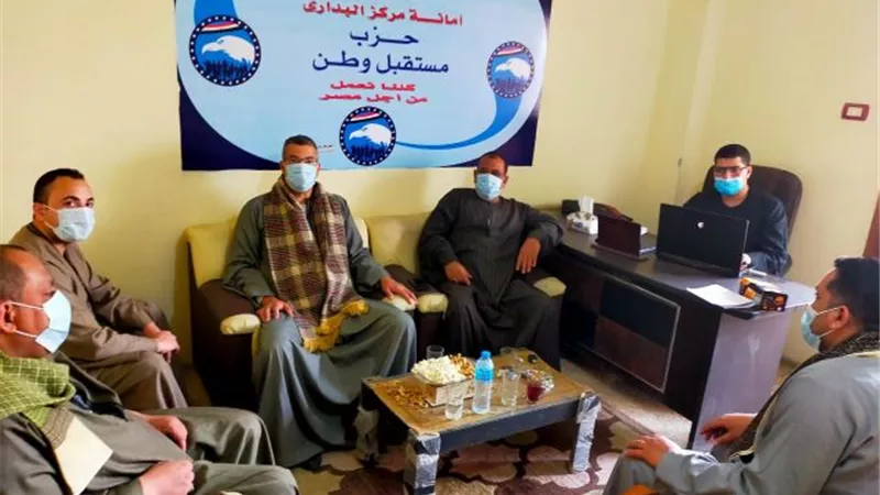 مستقبل وطن البدارى يواصل تسجيل الراغبين فى الحصول على لقاح كورونا.. بالصور