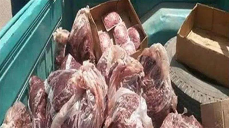 ضبط 450 كيلو لحوم مجهولة المصدر بالقليوبية