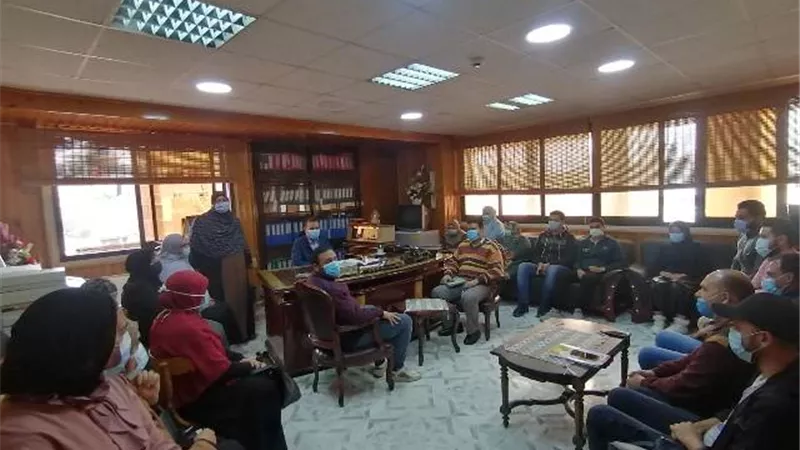 مدير صحة دمياط يتابع إحصائيات 