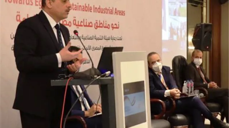 الزلاط يشهد توقيع وكالة GIZ الألمانية على اتفاقيات شراكة مع 3 مطورين صناعيين.. بالصور