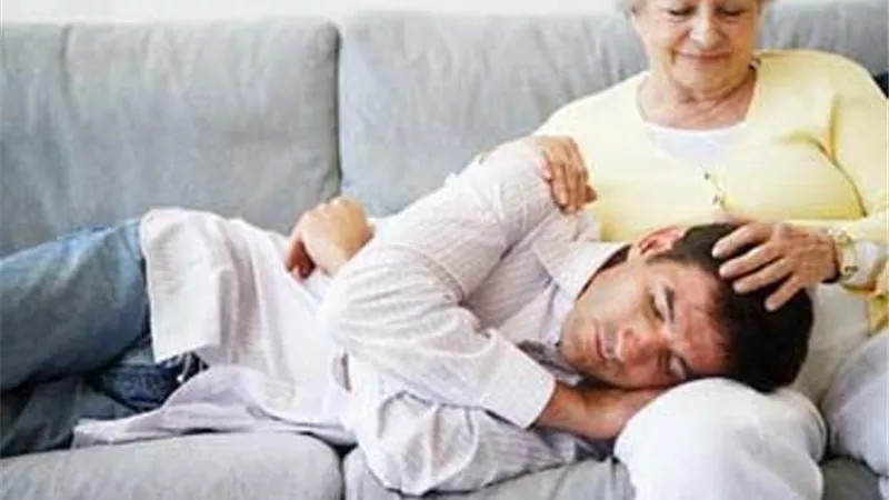 بالفيديو.. طبيب نفسي تكشف حجم معاناة الزوجة مع الزوج 