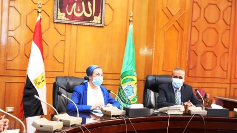 دعم منظومة النظافة بالاسماعيلية.. وتقنين اوضاع العمال والنباشين