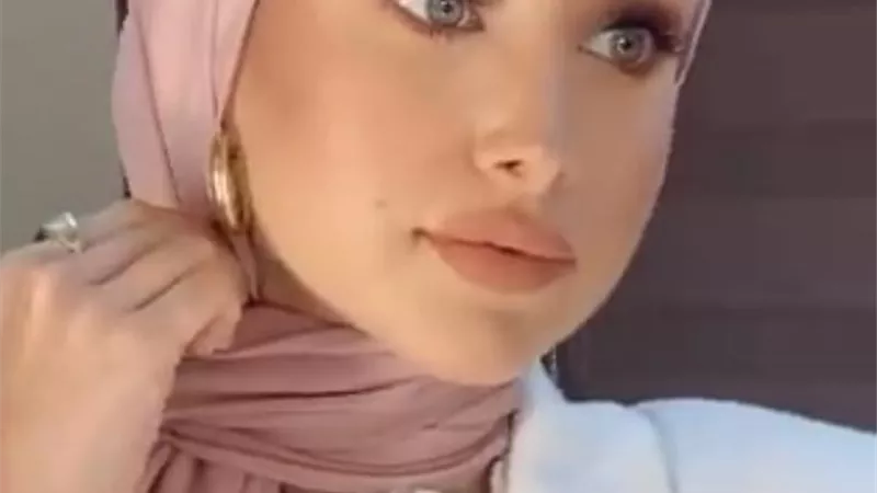 بالحجاب .. هنا الزاهد تتألق من كواليس حدوتة 