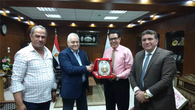 في إجتماع نقابي عربي في 