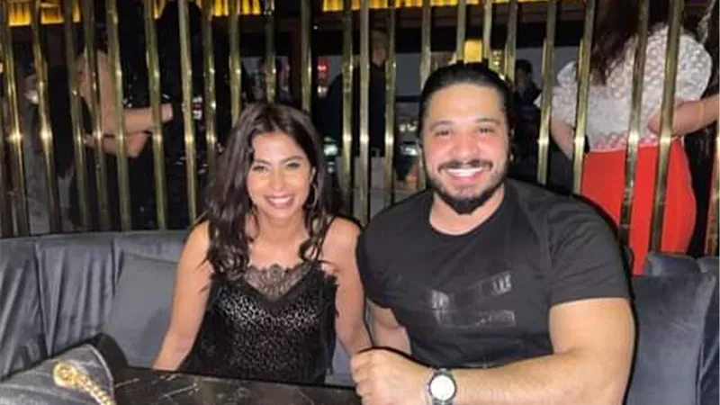 روبى ومصطفى حجاج صداقة أم رومانسية ؟!