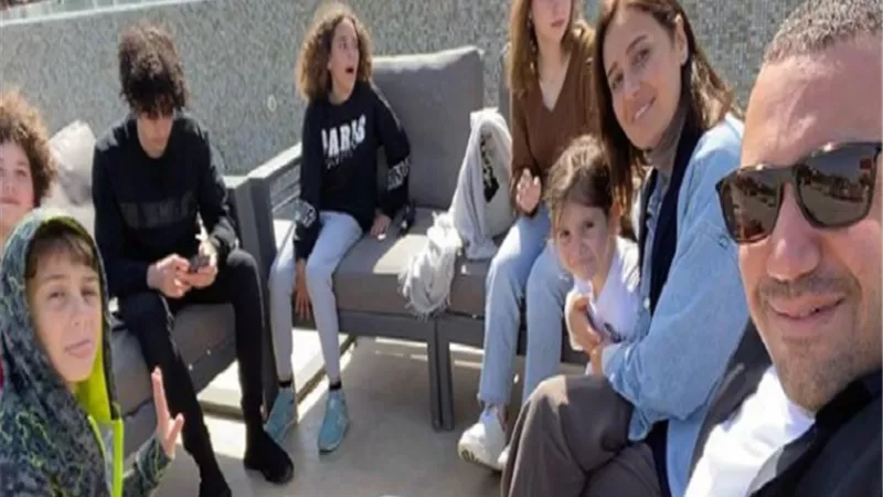 أول ظهور لمعز مسعود وحلا شيحة برفقة العيلة