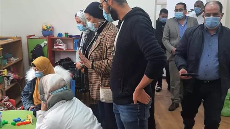 وفد المجلس القومى للطفولة والامومة يتفقد مركز الرعاية النهاري لاطفال التوحد بمطروح