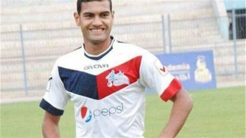 لاعب النجوم يفتح النار على فريقه بعد طرده من التدريبات