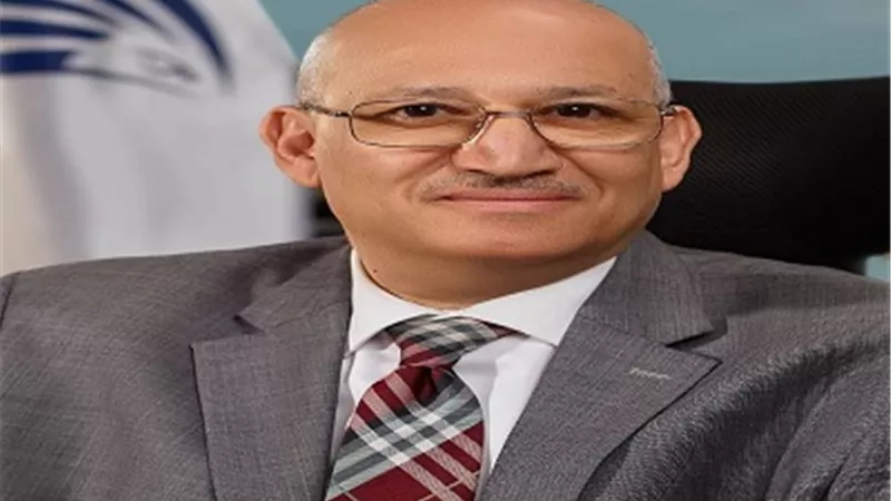 مصر للطيران تسير غداً ٣٧ رحلة تنقل ٥٤٣١ راكب